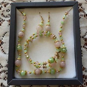 Pale GREEN & PINK Frosted Faceted BEAD *GOLD SPACERS* Necklace BRACELET Earrings